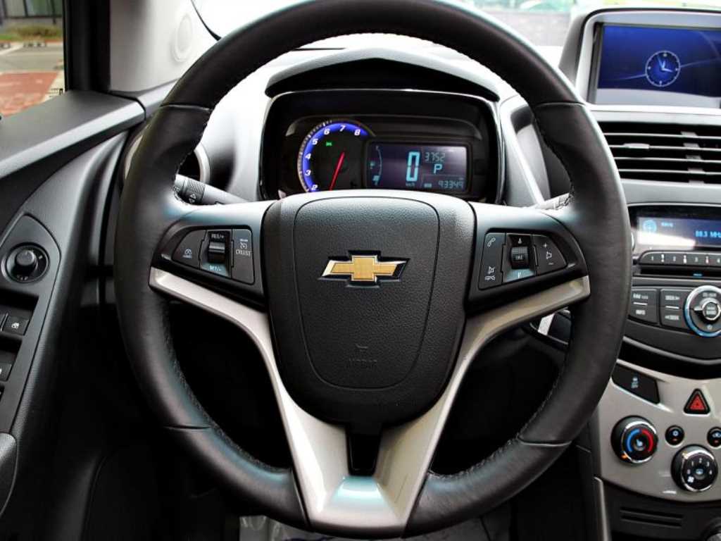 Chevrolet Trax - Vista 10