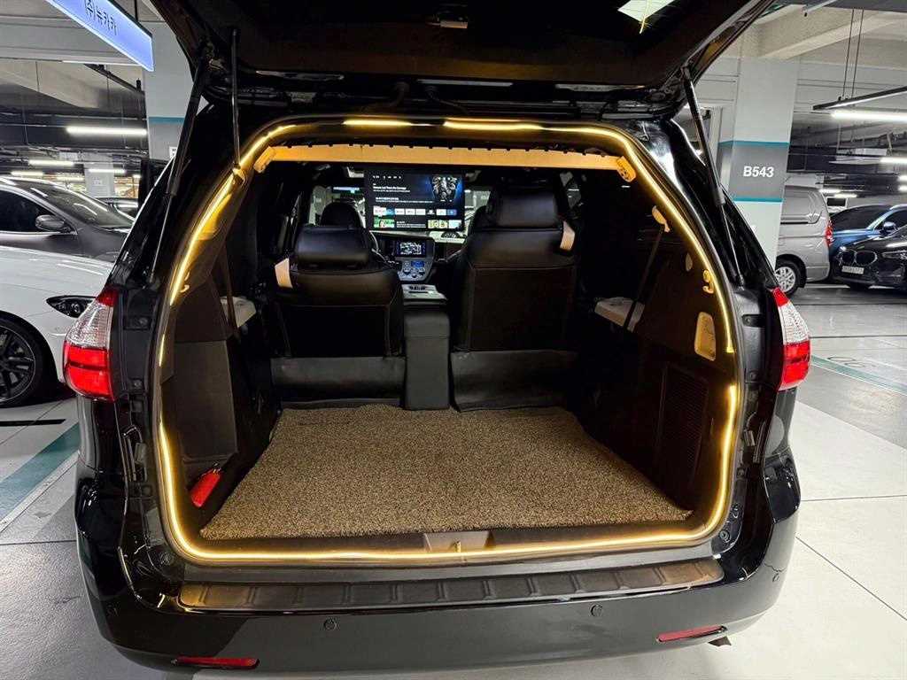 Toyota Siena 2017 Negro - Importación desde Corea - HF Imports Iquique - Foto 18