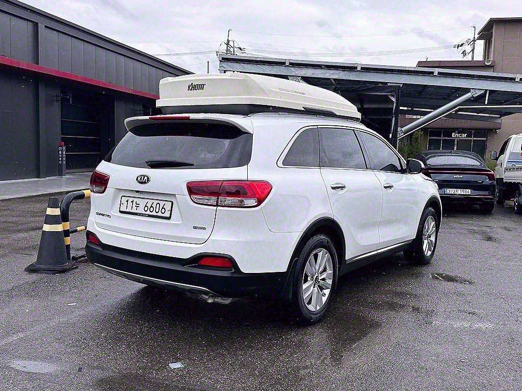 KIA Sorento - Vista 4