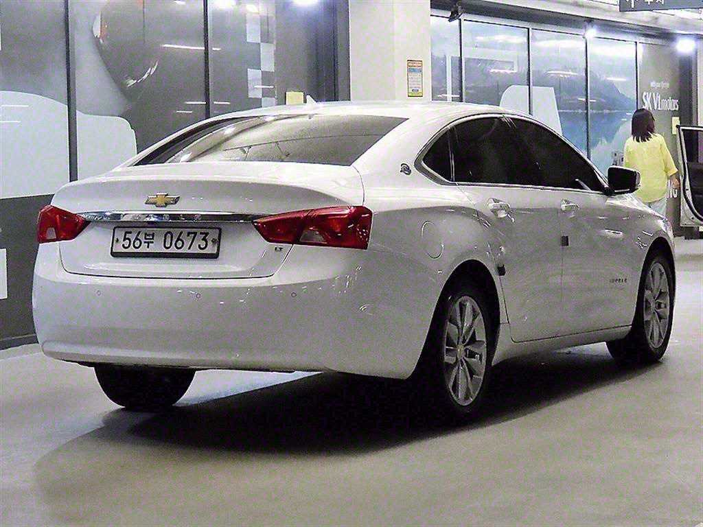 Chevrolet Impala - Vista 4