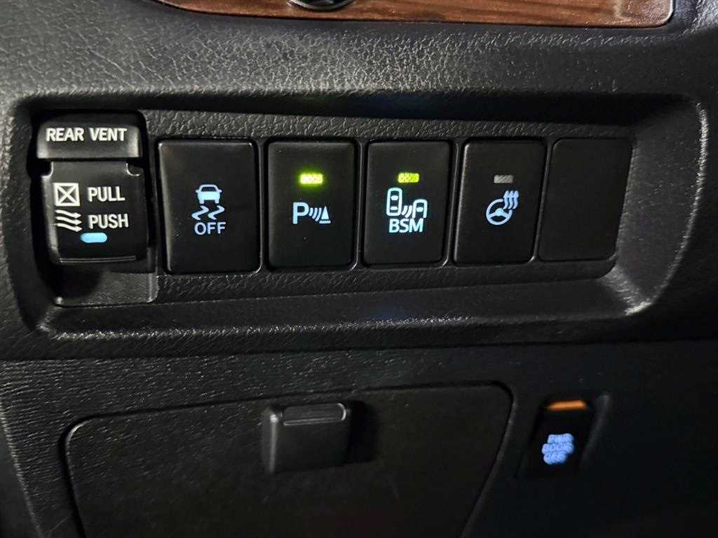 Toyota Siena 2017 Negro - Importación desde Corea - HF Imports Iquique - Foto 13