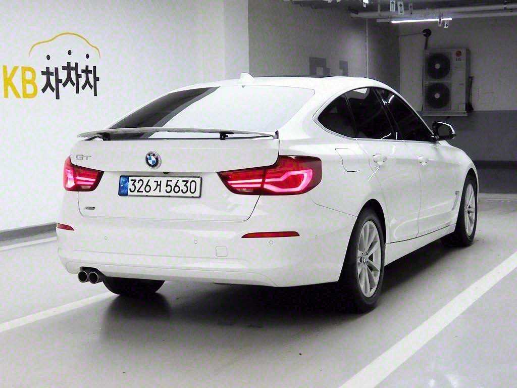 BMW Gran Turismo - Vista 4