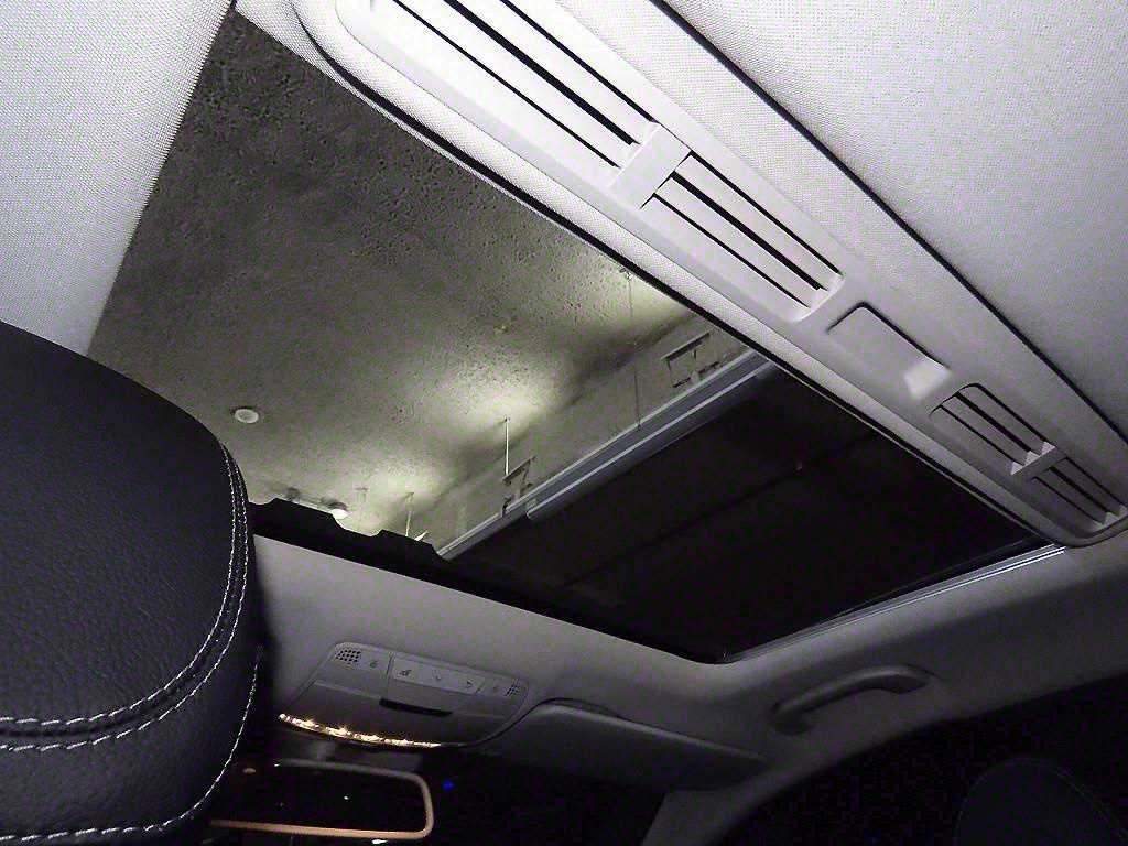 Mercedes Benz C Class 2015 Negro - Importación desde Corea - HF Imports Iquique - Foto 17