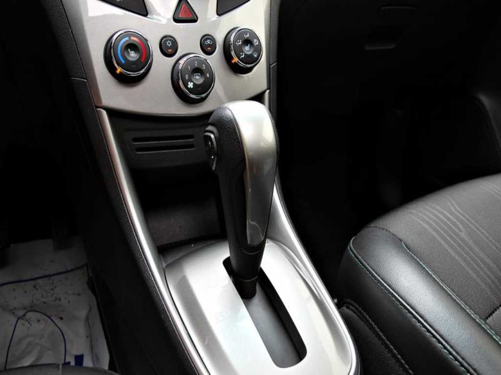 Chevrolet Trax - Vista 8