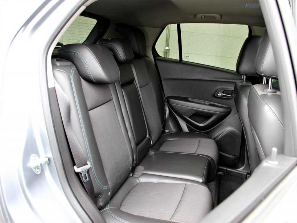 Chevrolet Trax - Vista 12