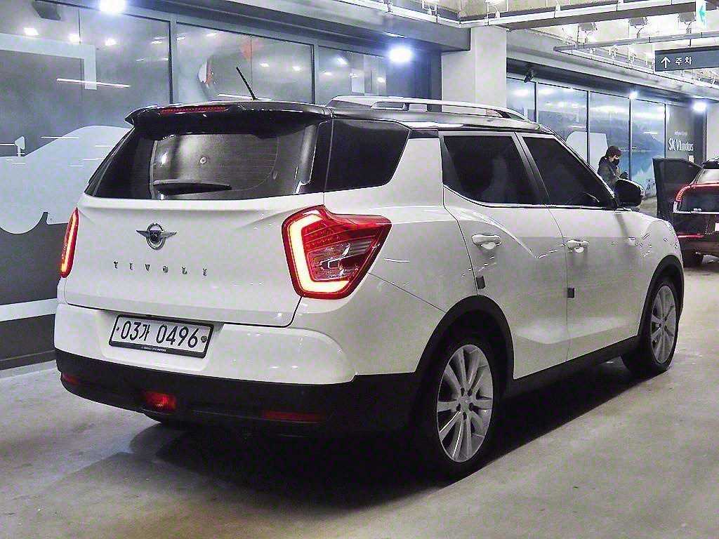 Ssangyong Tivoli - Vista 4