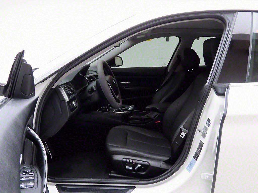 BMW Gran Turismo - Vista 12