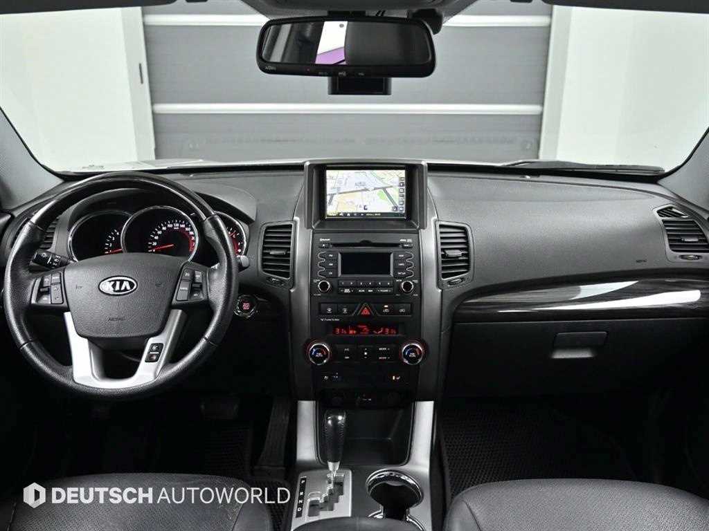 KIA Sorento - Vista 7