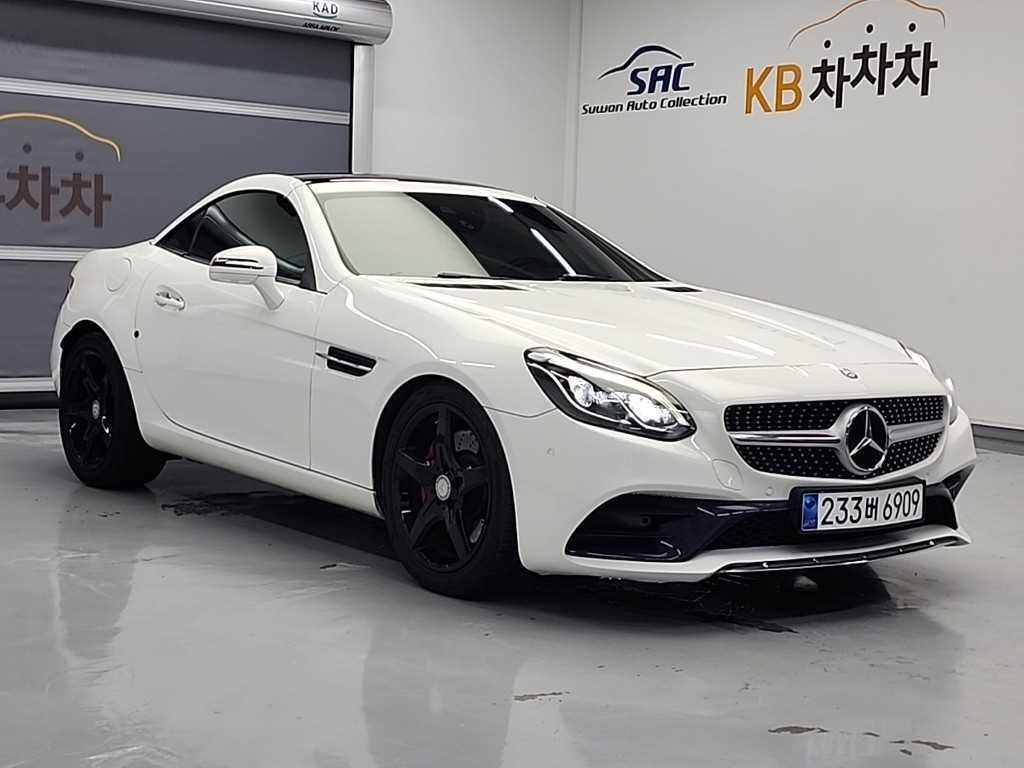 Mercedes Benz SLC Class - Vista 4