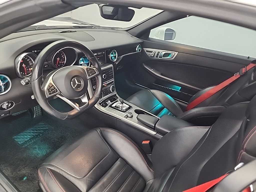 Mercedes Benz SLC Class - Vista 7