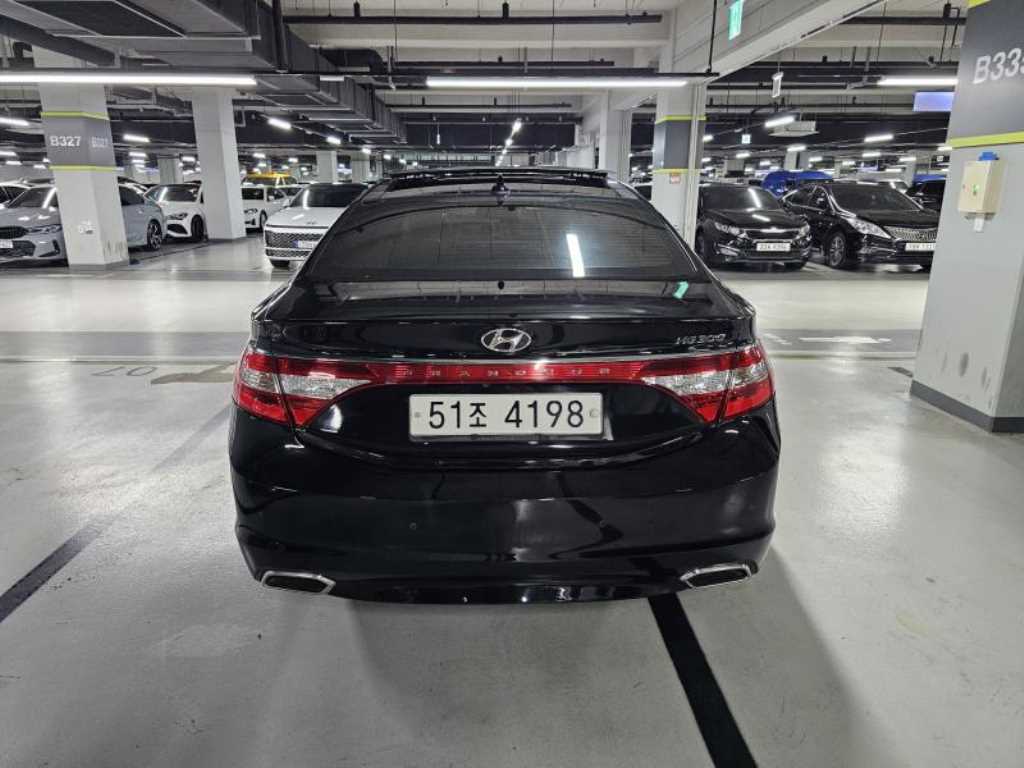 HYUNDAI Grandeur - Vista 4