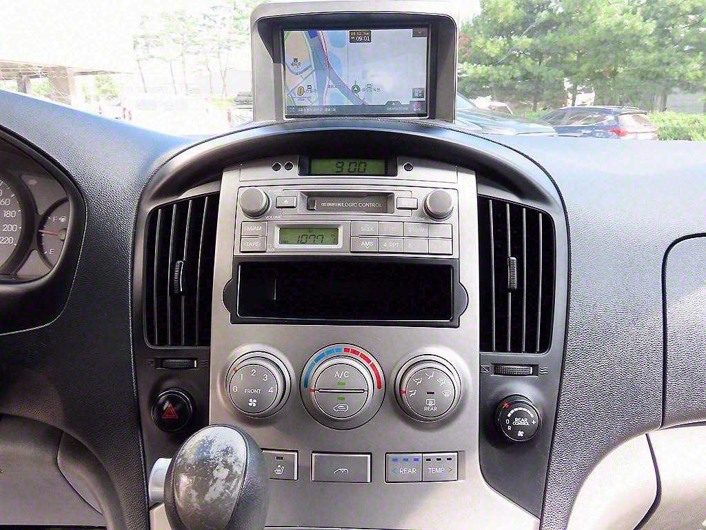 HYUNDAI Starex 2010 - Importación desde Corea - HF Imports Iquique - Foto 14