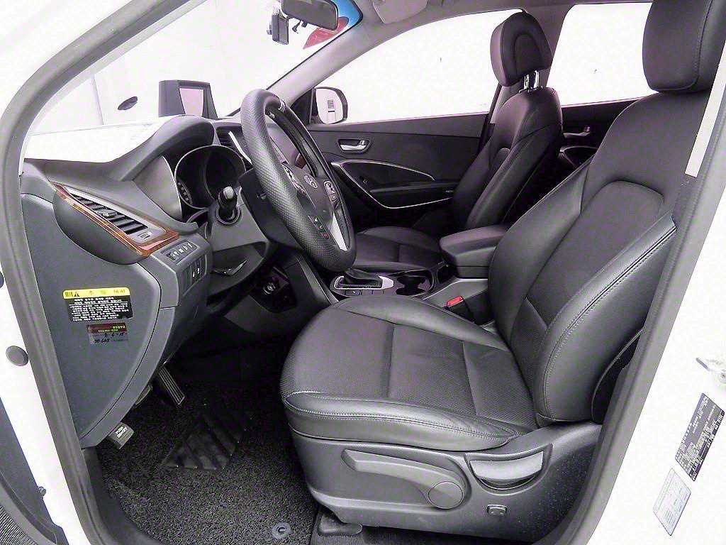 HYUNDAI Santa Fe - Vista 6