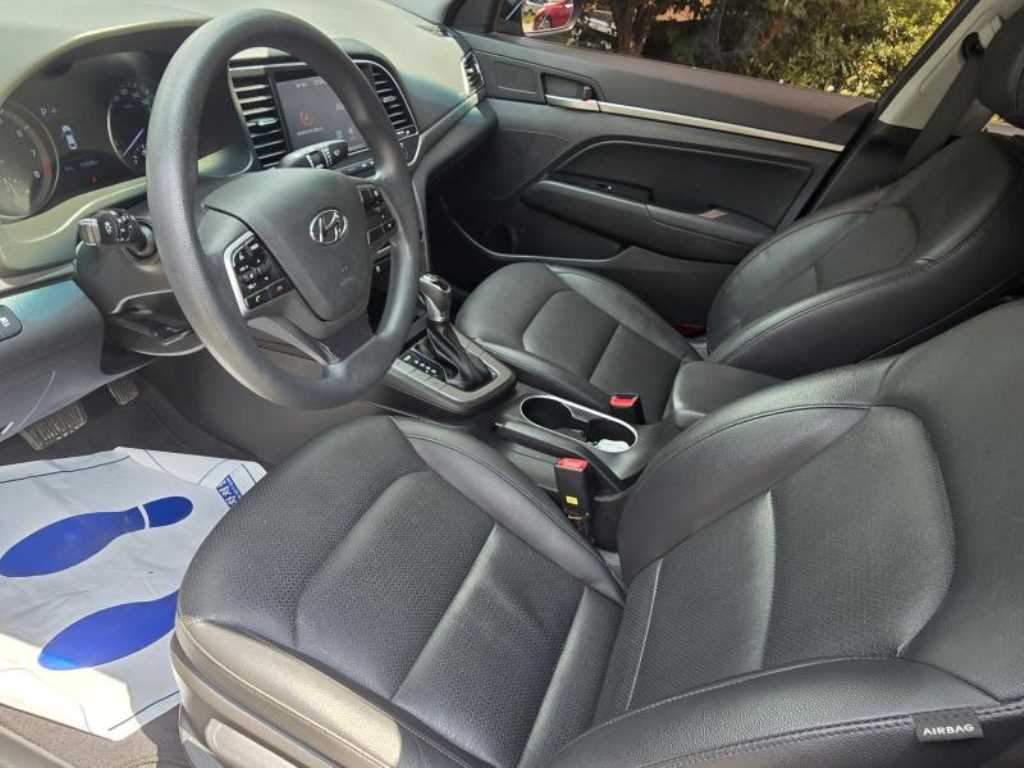 HYUNDAI Avante 2018 Gris - Importación desde Corea - HF Imports Iquique - Foto 14