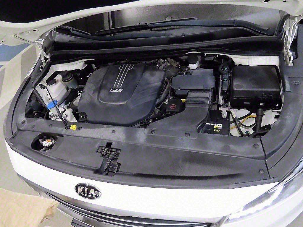 KIA Carnival 2017 Blanco - Importación desde Corea - HF Imports Iquique - Foto 19