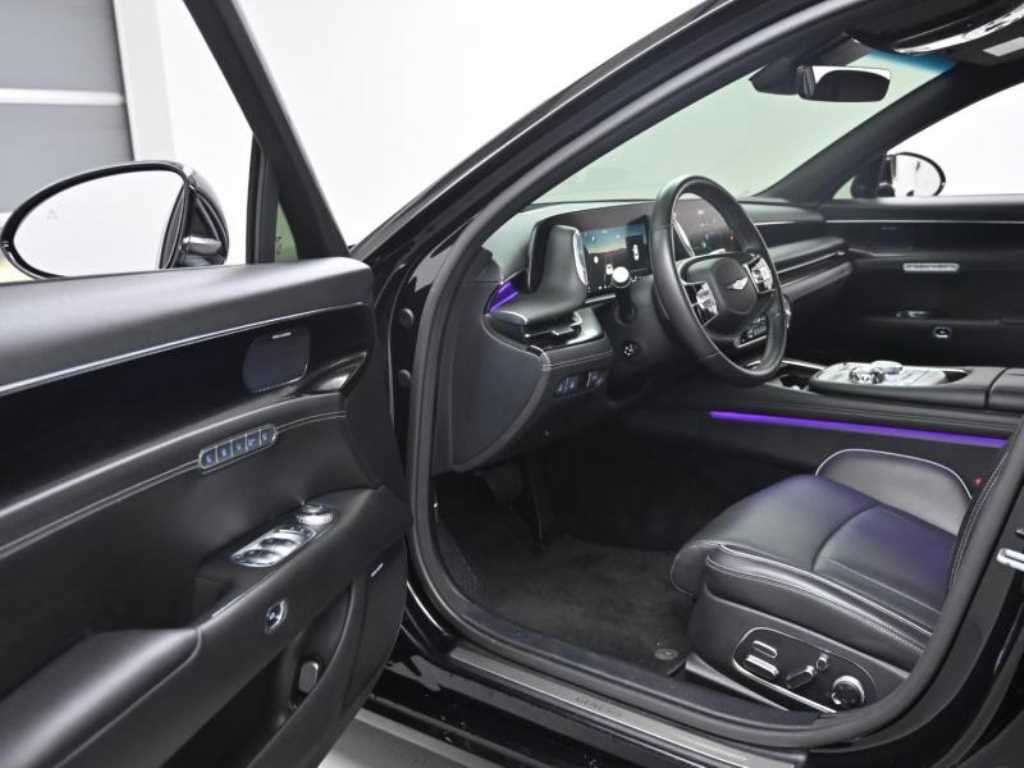 Genesis G90 - Vista 11