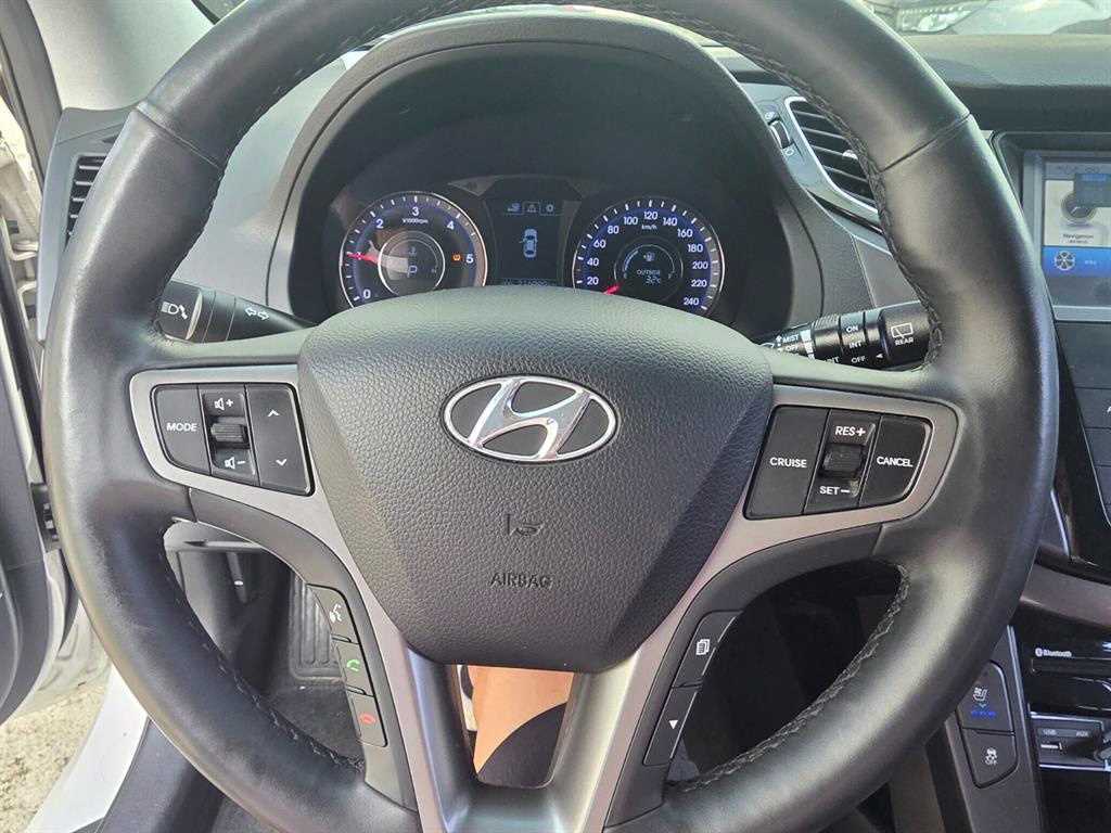 HYUNDAI i40 - Vista 6