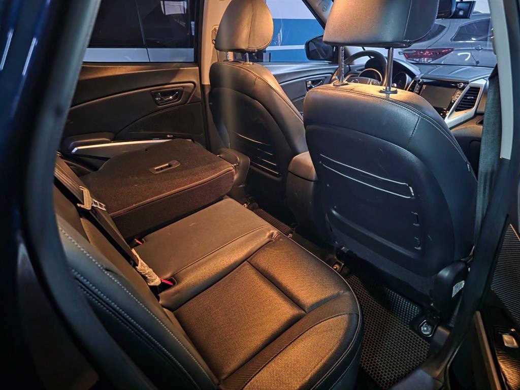 Ssangyong Tivoli - Vista 10