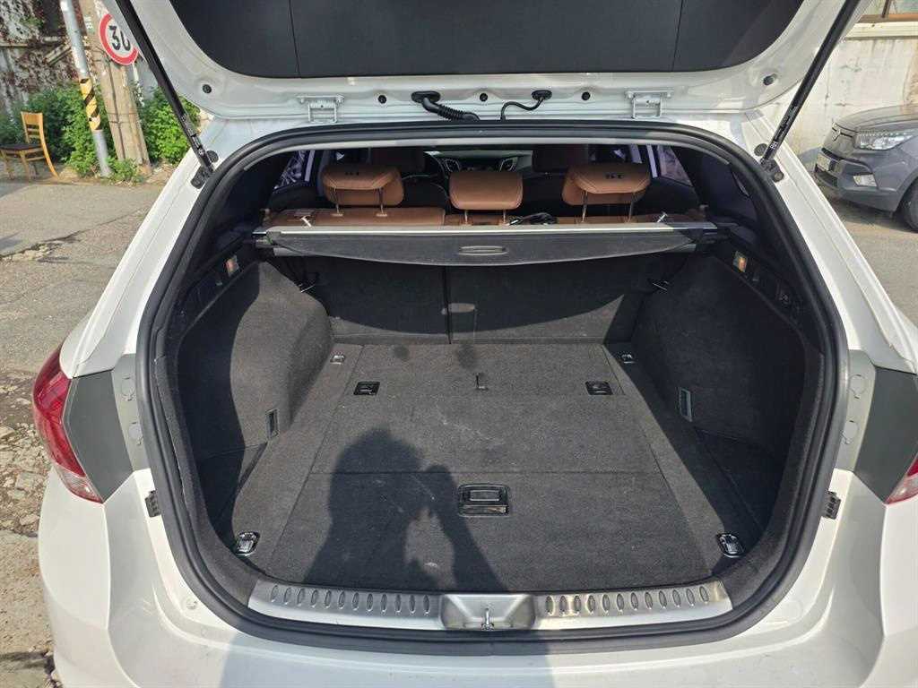 HYUNDAI i40 2016 Blanco - Importación desde Corea - HF Imports Iquique - Foto 15