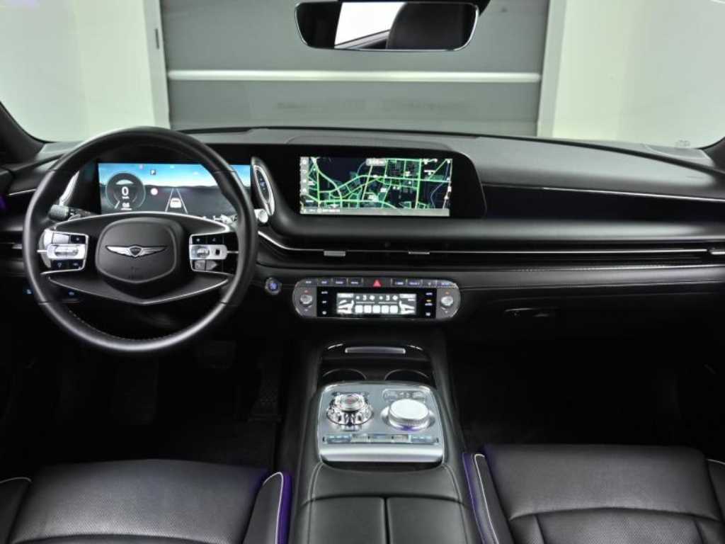 Genesis G90 - Vista 7