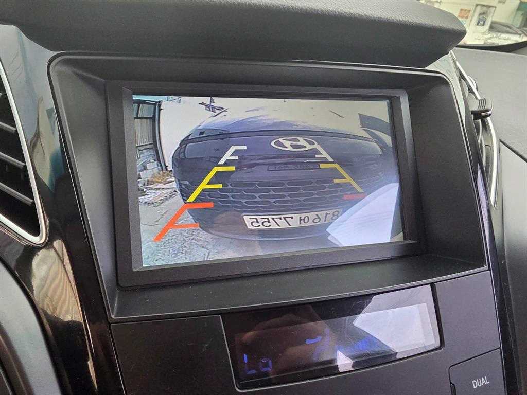 HYUNDAI i40 - Vista 5