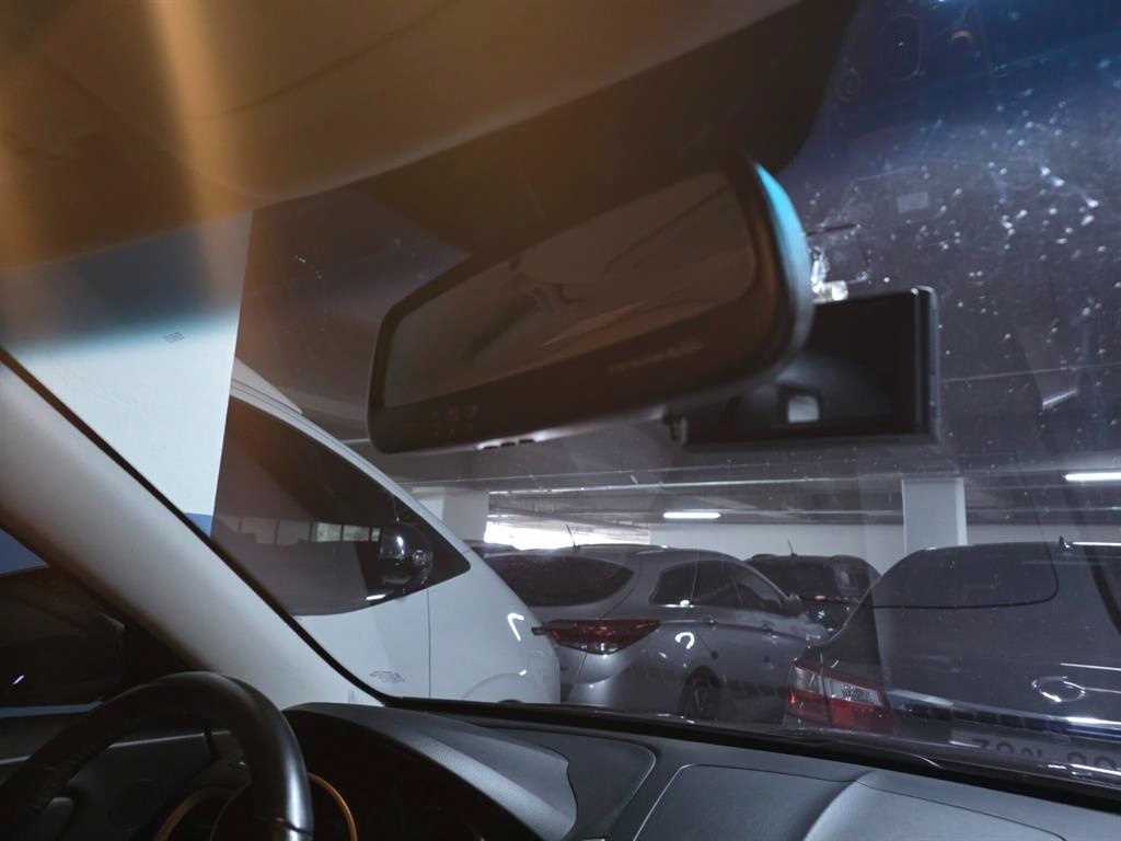 Ssangyong Tivoli - Vista 8