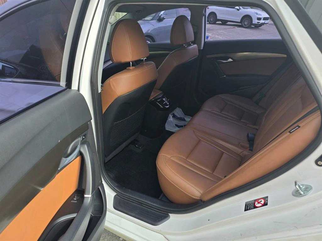 HYUNDAI i40 2016 Blanco - Importación desde Corea - HF Imports Iquique - Foto 13