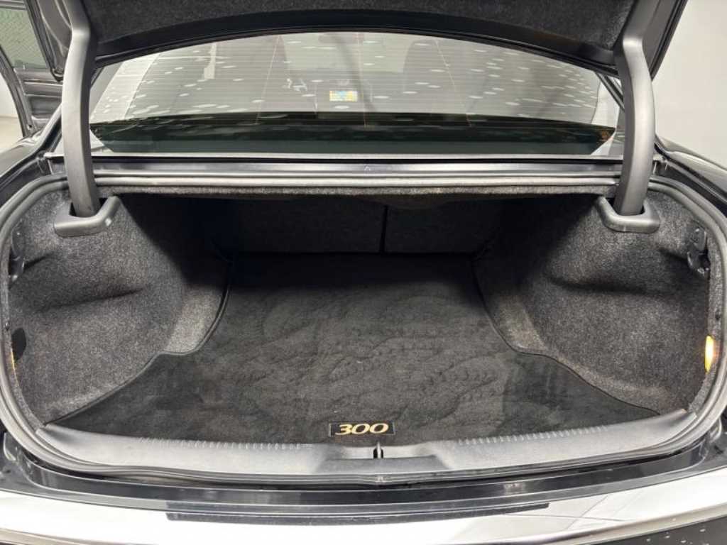 Chrysler 300C 2013 Negro - Importación desde Corea - HF Imports Iquique - Foto 18
