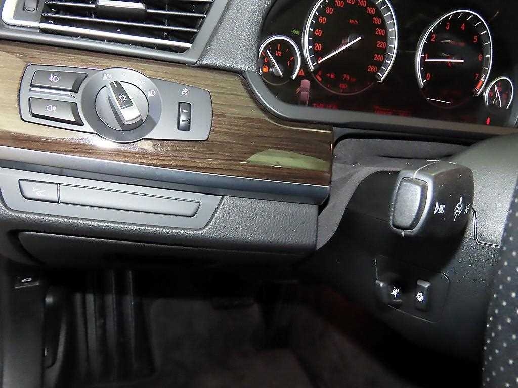 BMW 7 Series 2009 Plateado - Importación desde Corea - HF Imports Iquique - Foto 14