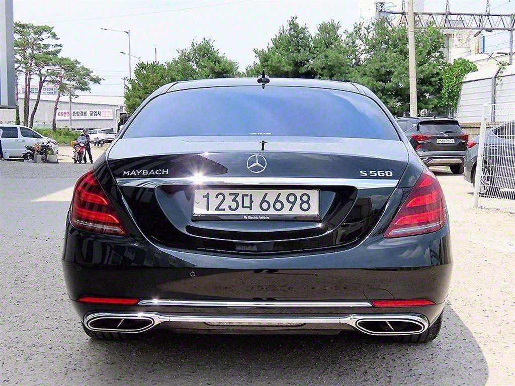 Mercedes Benz S Class - Vista 4