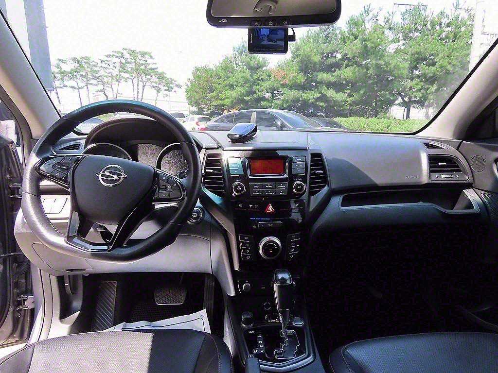 Ssangyong Tivoli - Vista 7