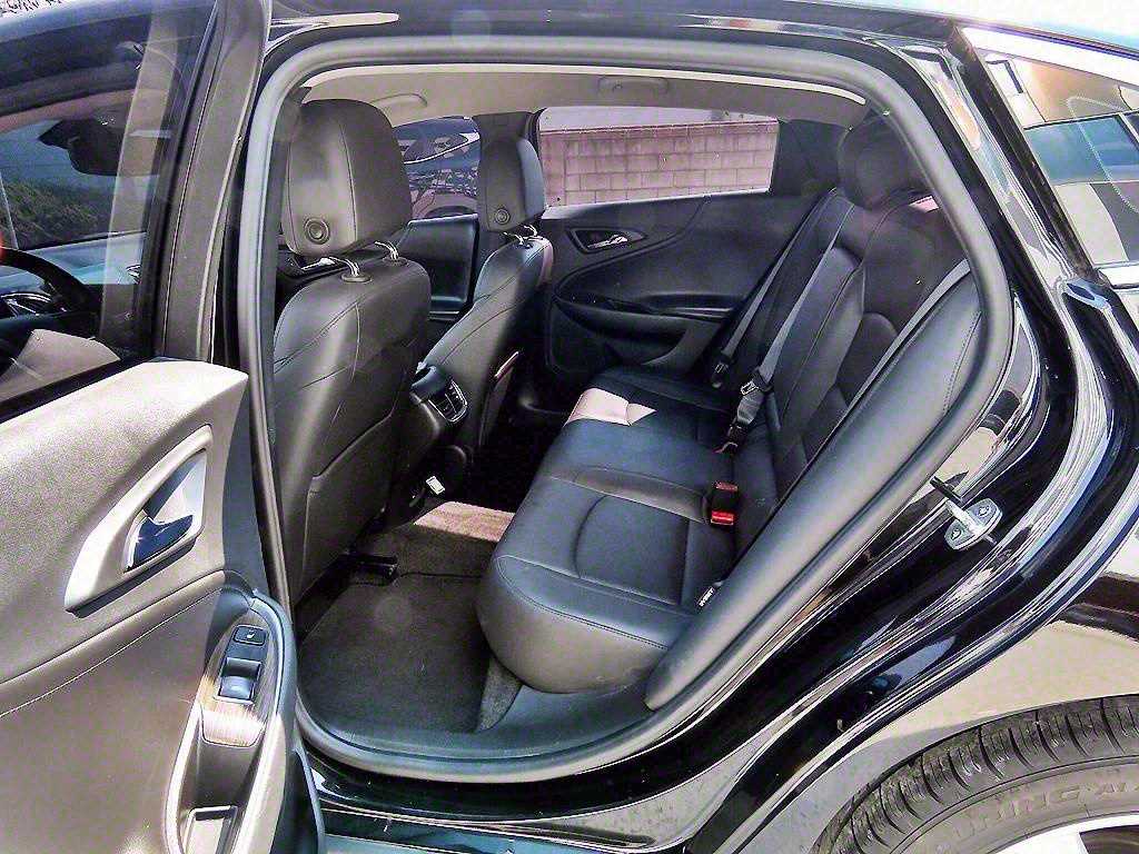 Chevrolet Malibu - Vista 6