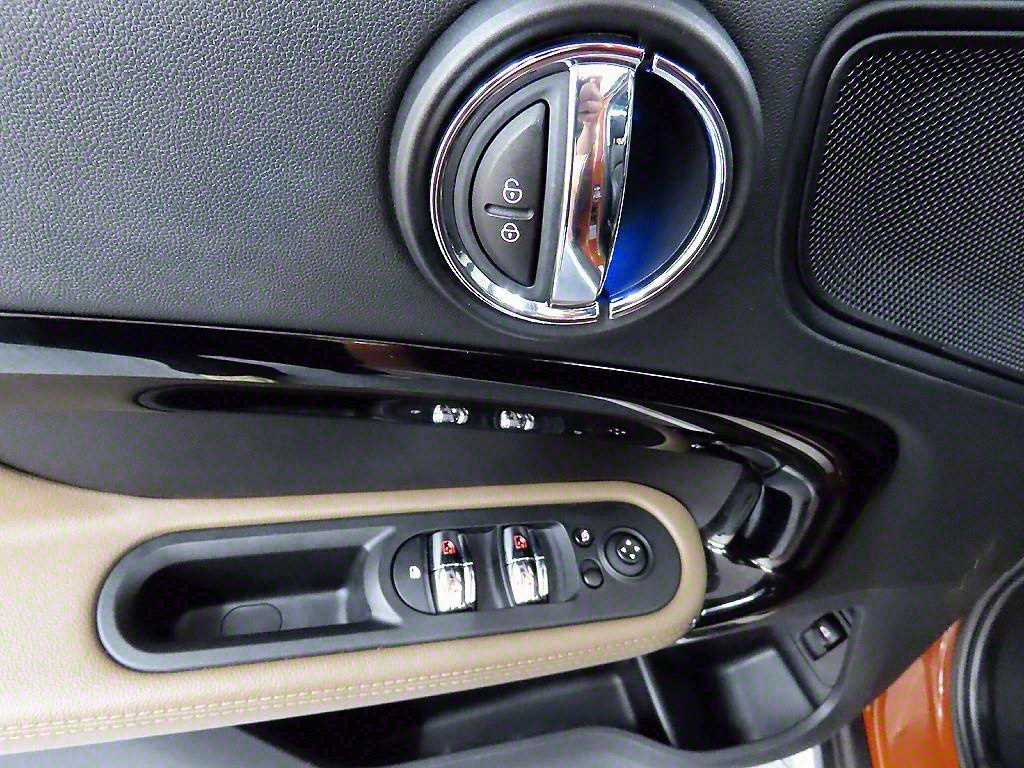 Mini Countryman - Vista 11