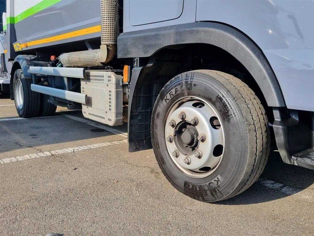 medium and large cargo apChoukJingae - Vista 12