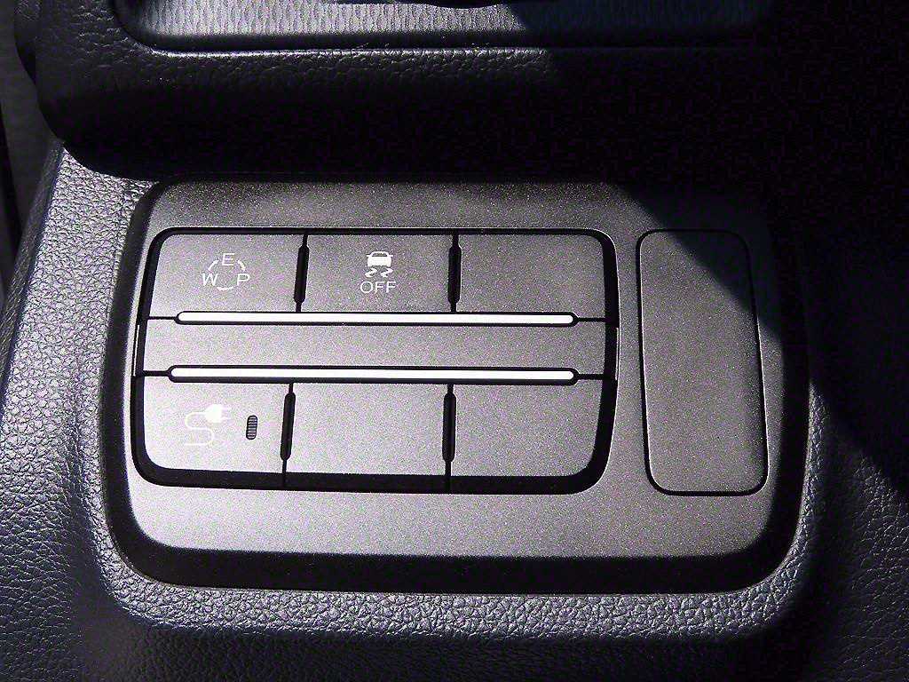 Ssangyong Tivoli - Vista 12