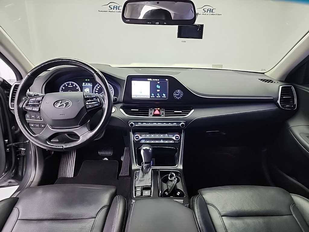 HYUNDAI Grandeur - Vista 7