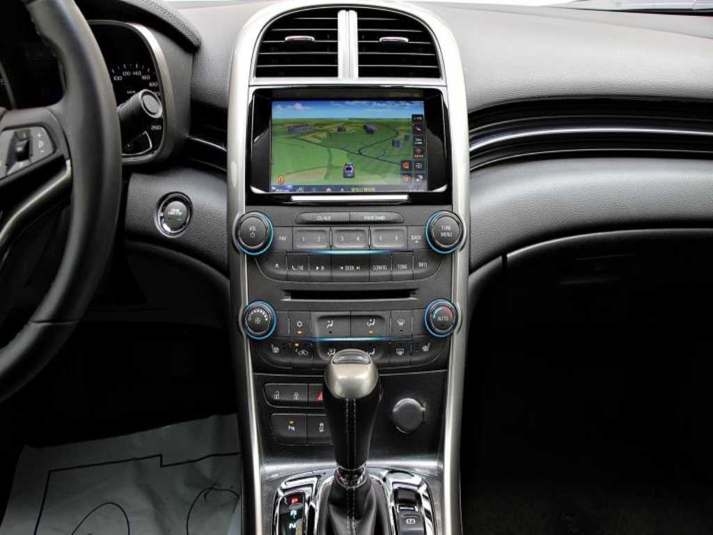 Chevrolet Malibu - Vista 9