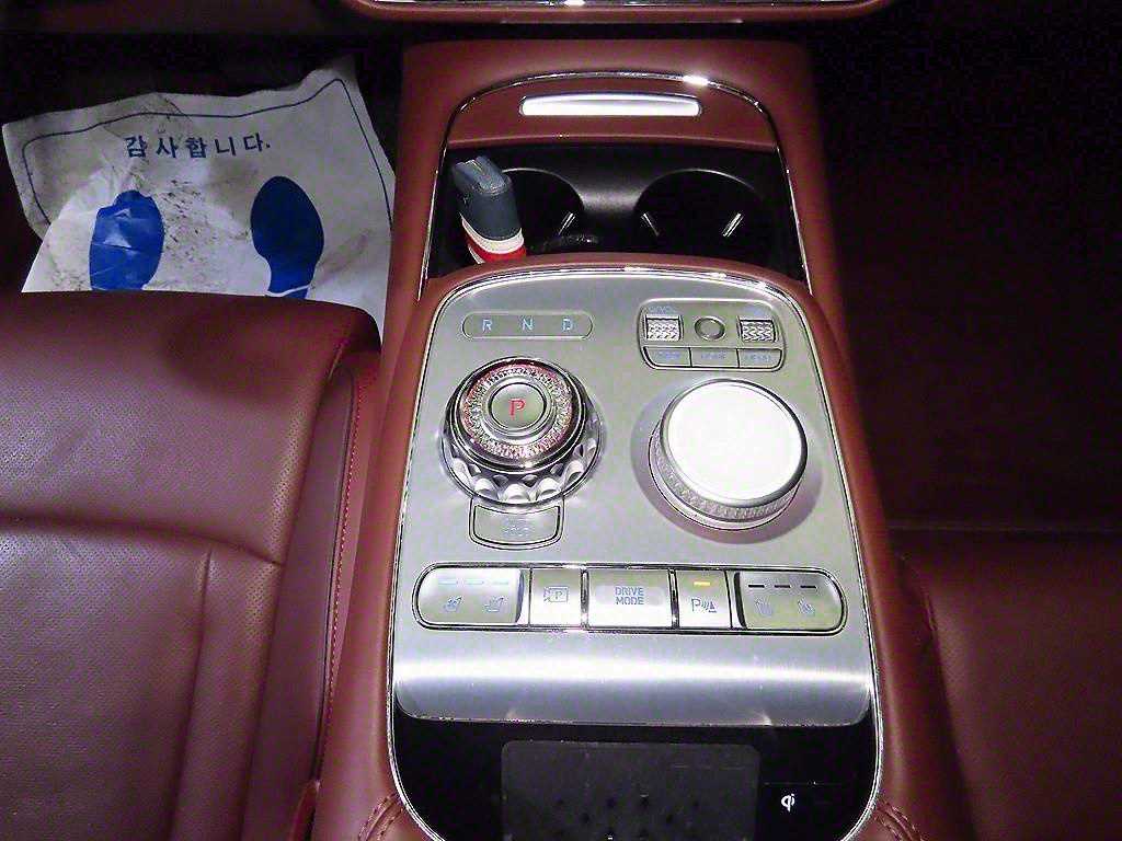 Genesis G90 - Vista 12