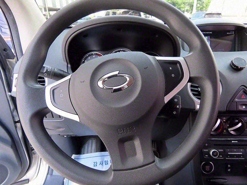 SAMSUNG QM5 - Vista 8