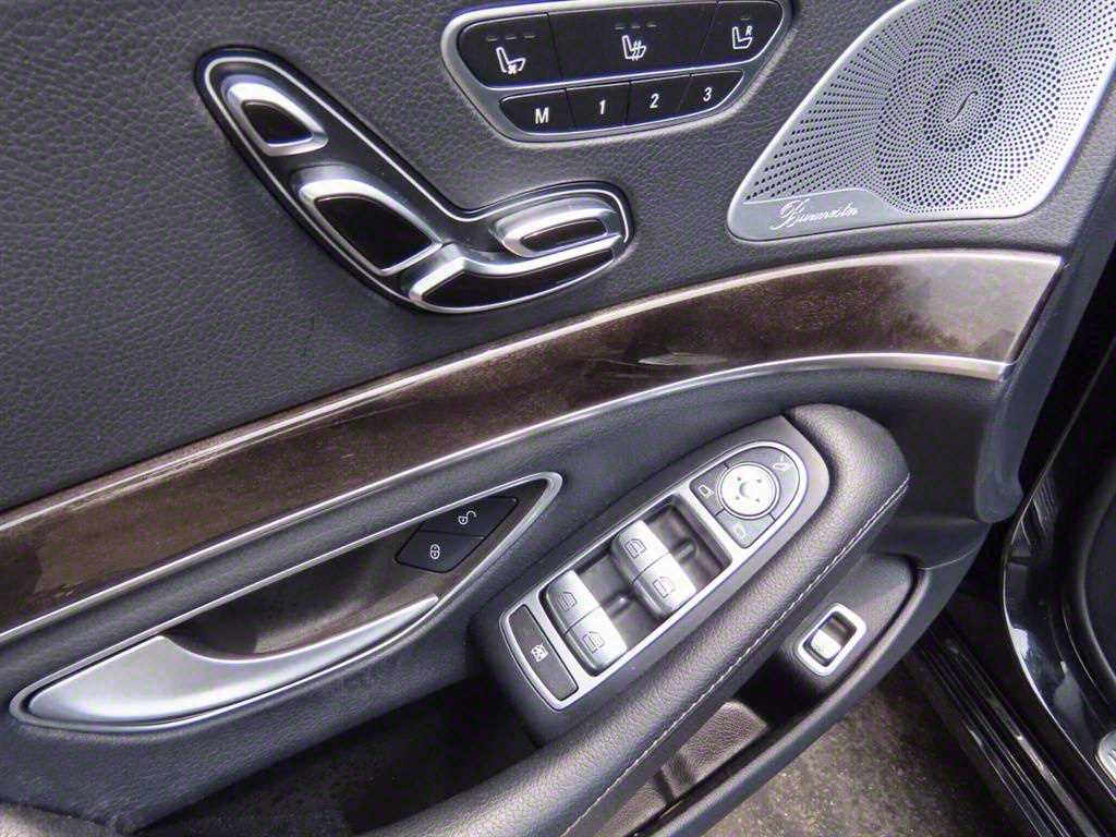 Mercedes Benz S Class - Vista 5