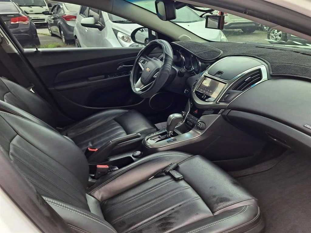 Chevrolet Cruise - Vista 11