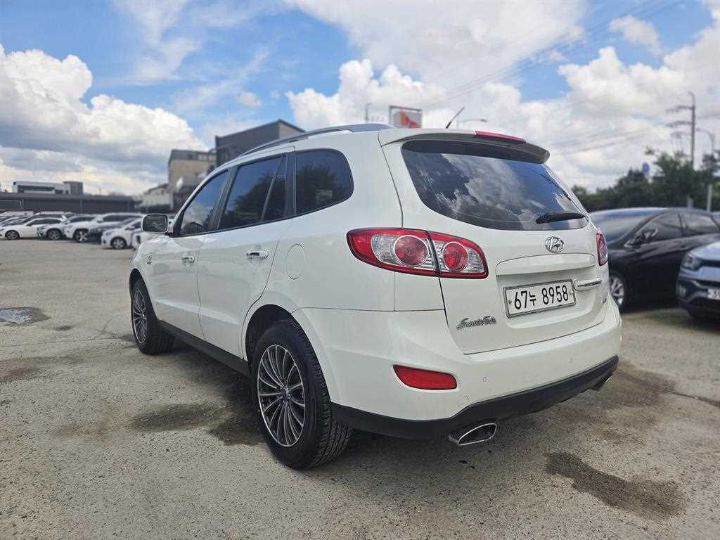HYUNDAI Santa Fe - Vista 5