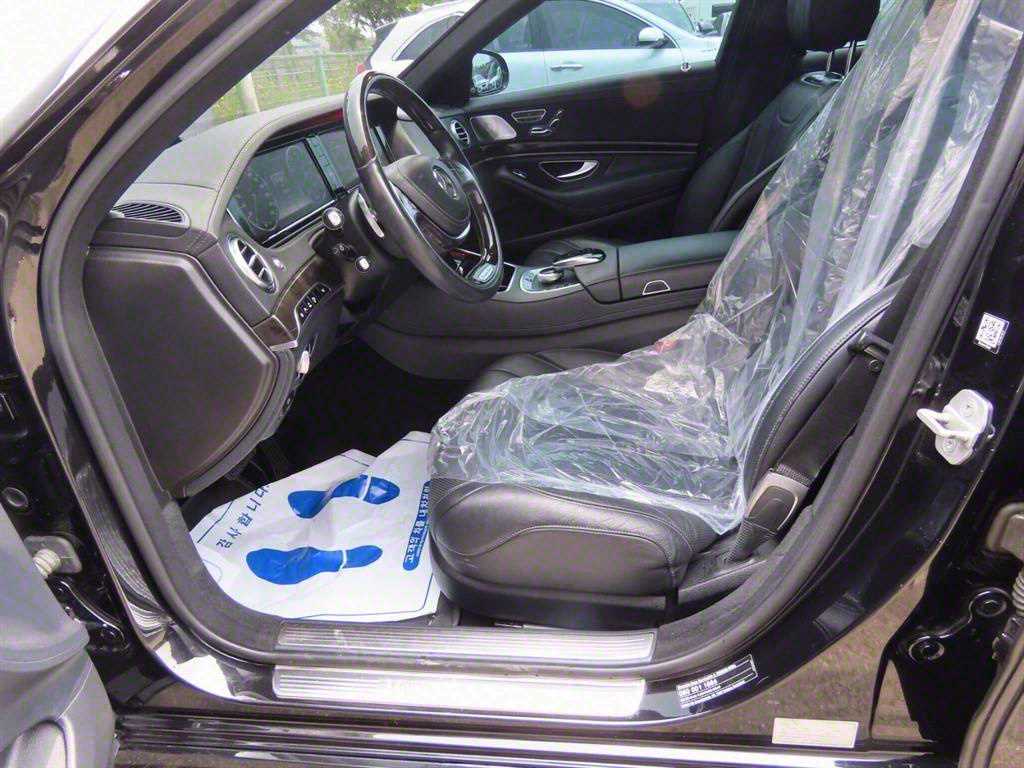 Mercedes Benz S Class - Vista 4