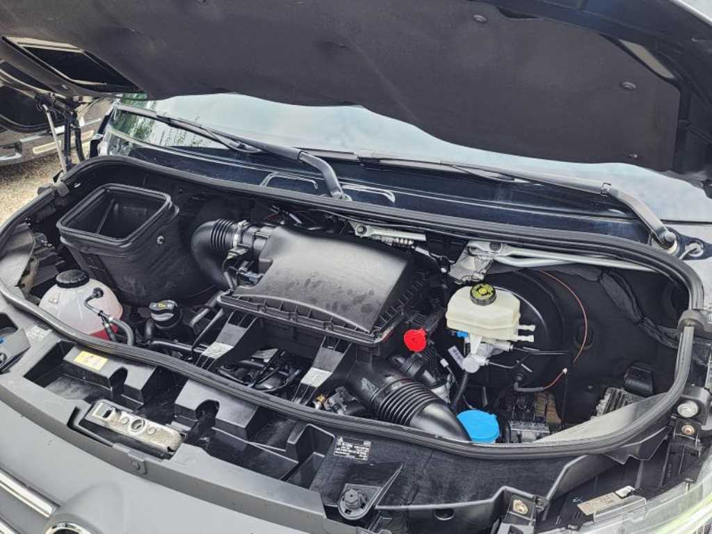 Mercedes Benz Sprinter 2023 Negro - Importación desde Corea - HF Imports Iquique - Foto 20