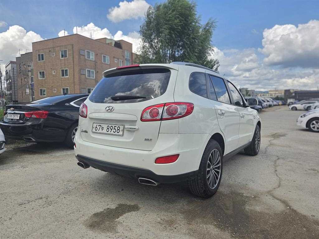 HYUNDAI Santa Fe - Vista 4