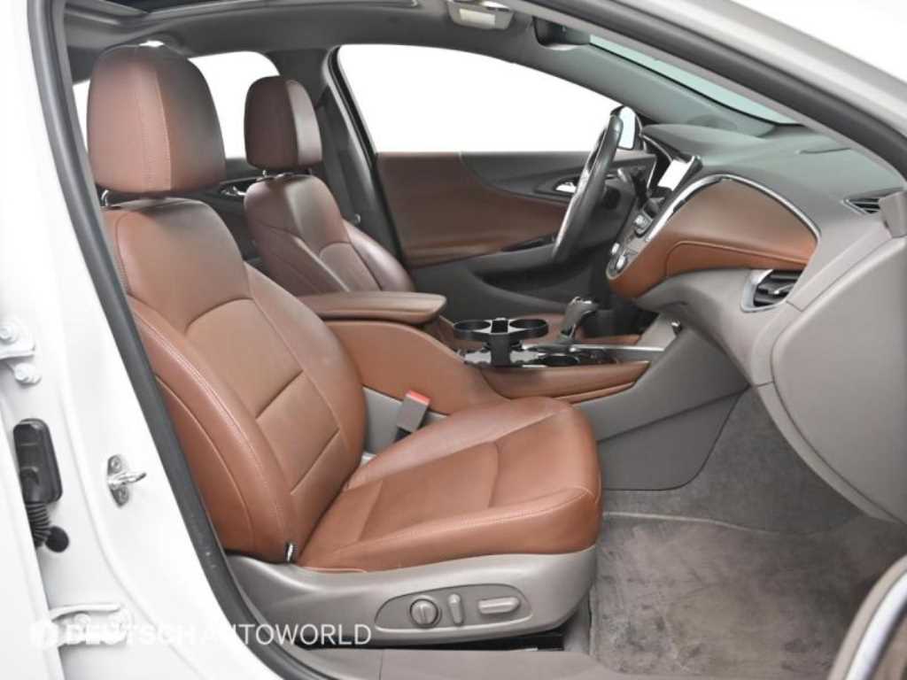 Chevrolet Malibu - Vista 10