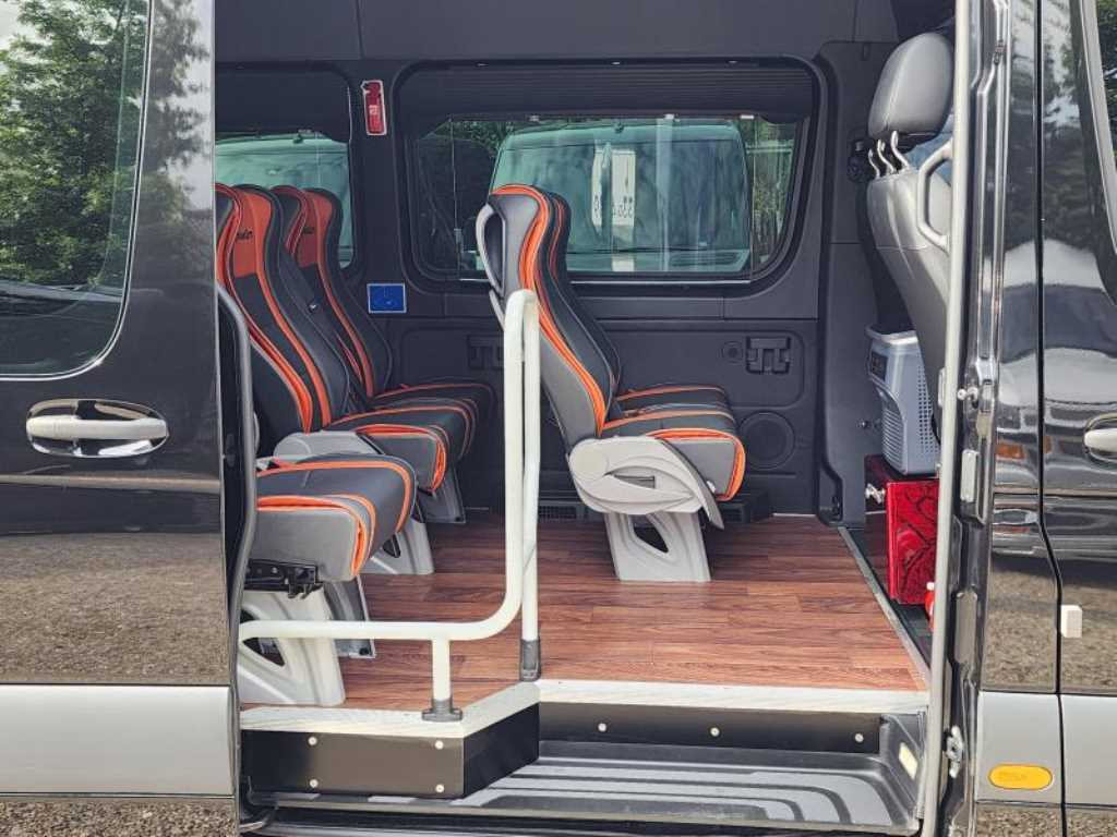 Mercedes Benz Sprinter 2023 Negro - Importación desde Corea - HF Imports Iquique - Foto 18