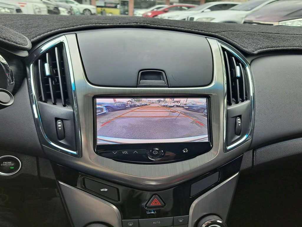 Chevrolet Cruise 2015 Blanco - Importación desde Corea - HF Imports Iquique - Foto 16