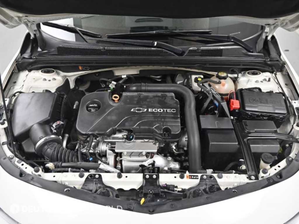 Chevrolet Malibu - Vista 6