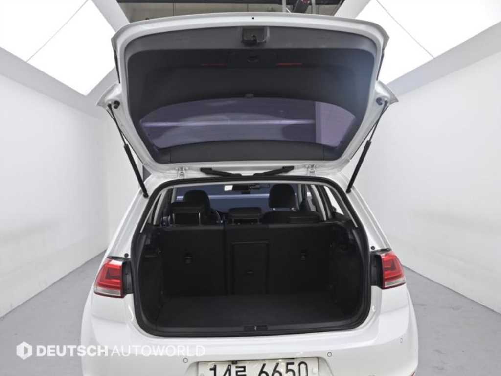 Volkswagen Golf 2014 Blanco - Importación desde Corea - HF Imports Iquique - Foto 20